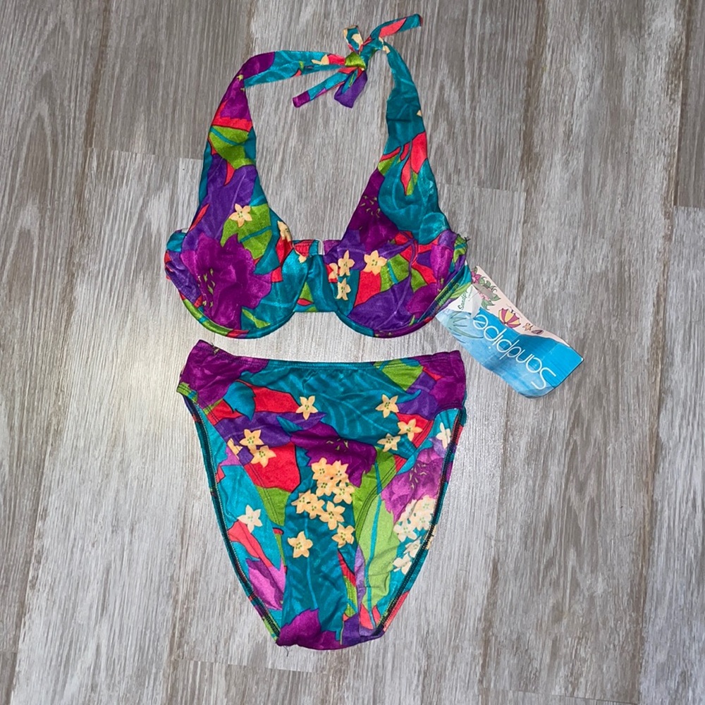 Vintage high waisted two-piece floral swimsuit